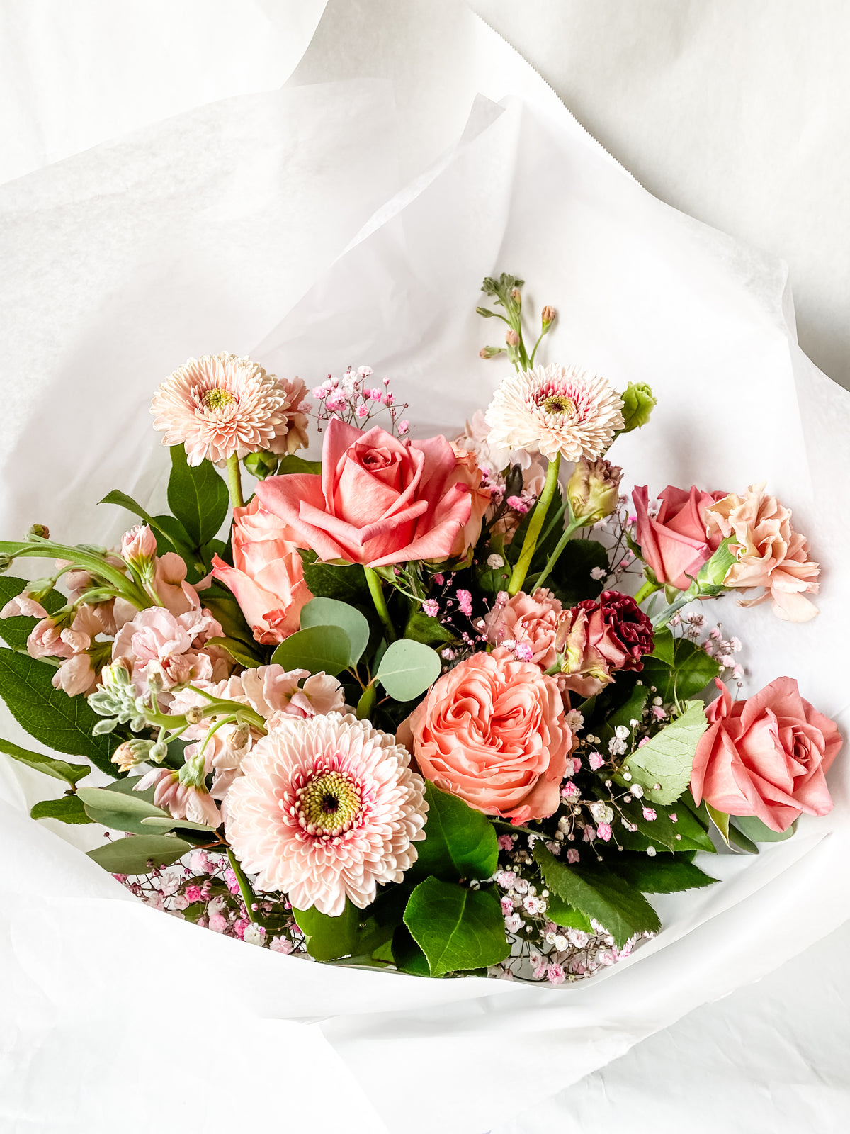 Valentine&#39;s Day Bouquet - Peachy Pinks