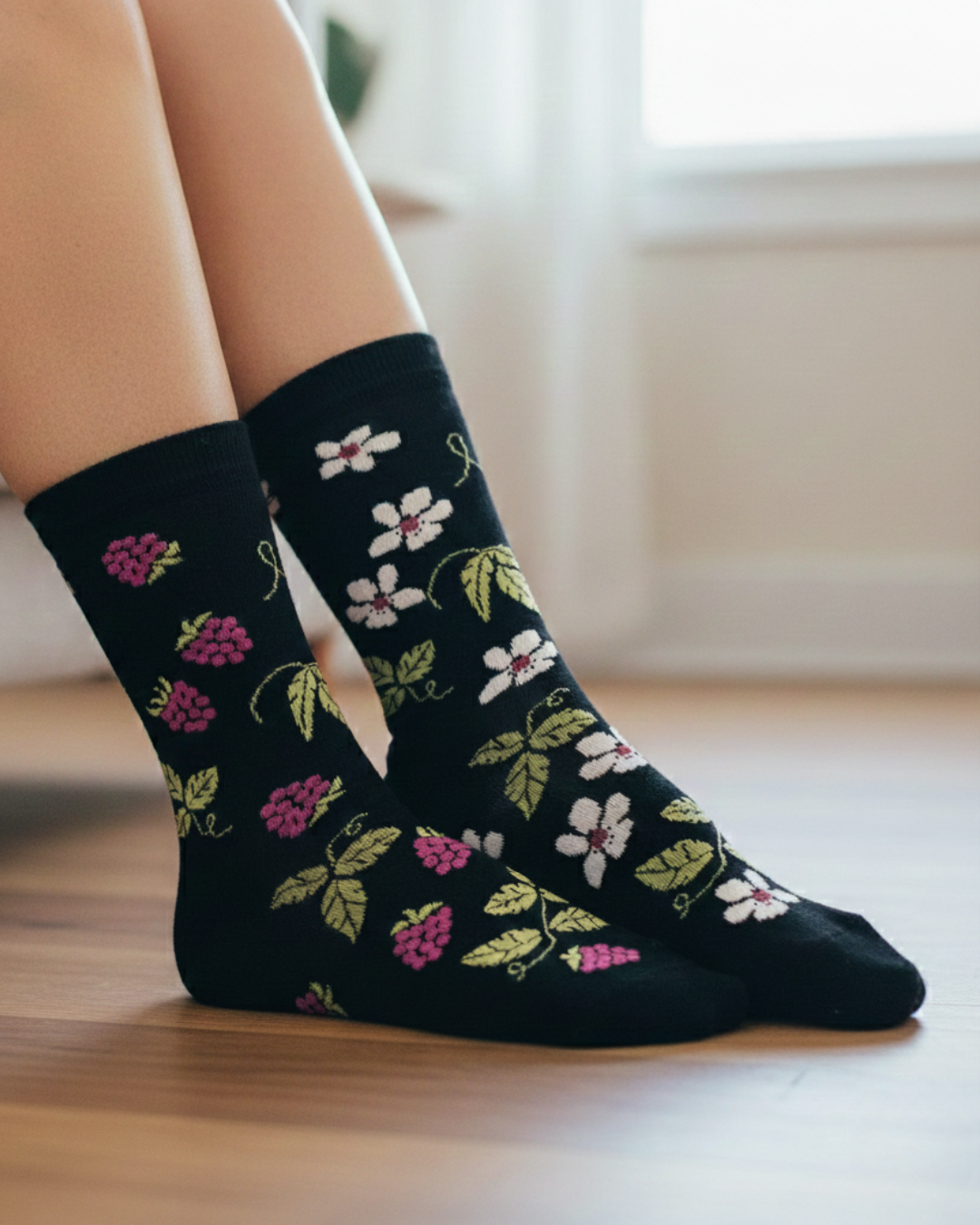 Women's Raspberry Bloom Socks