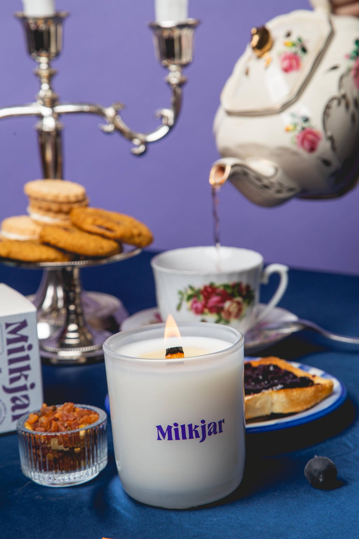 Blueberry Tea - Blueberry, Amber & Vanilla 8oz Candle