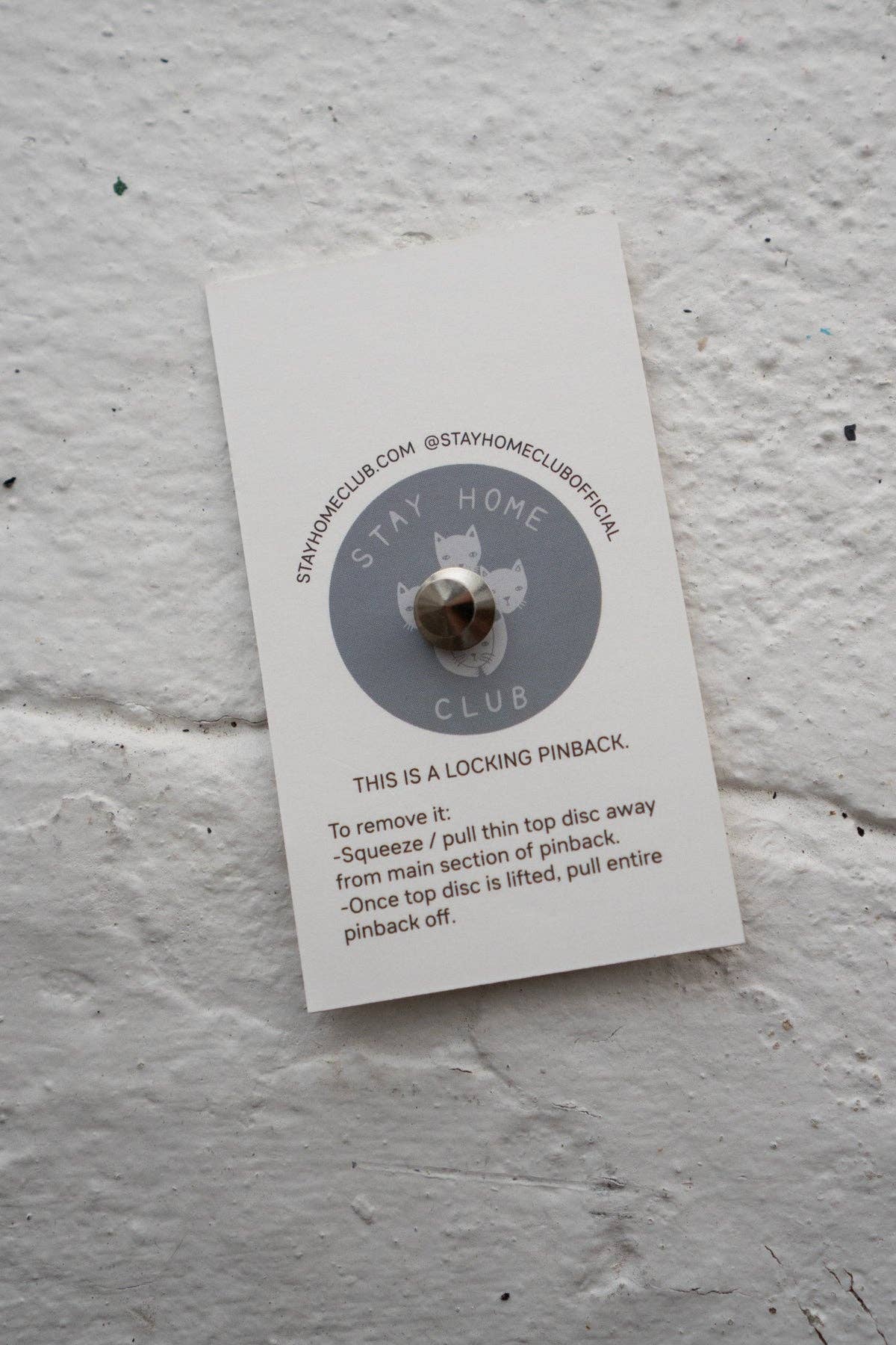 Leaf Umbrella Pin | Enamel Frog Lapel Pin