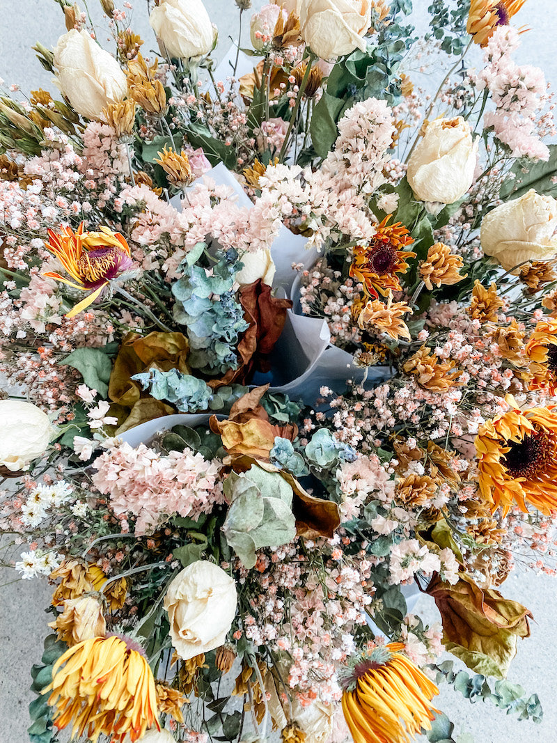 Dried Flower Bouquet - Mellow Yellow