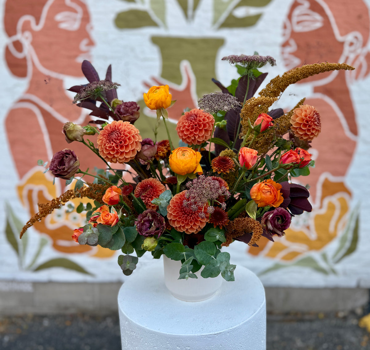 Statement Vase Arrangment
