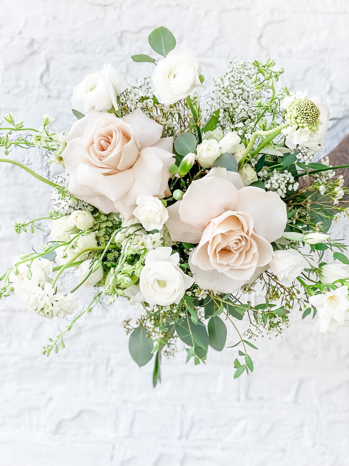 Living Fresh Wedding Flowers - Wedding Attendant&#39;s Bouquet Blushing Romantic