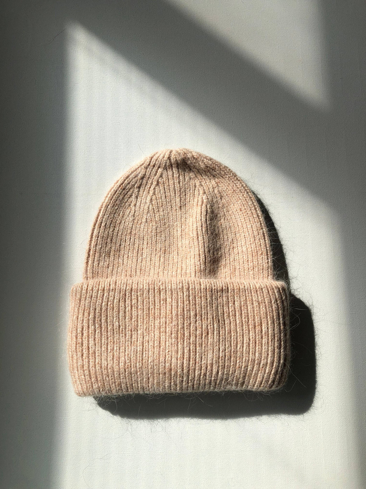 ROYAL ANGORA BEANIE - neutral