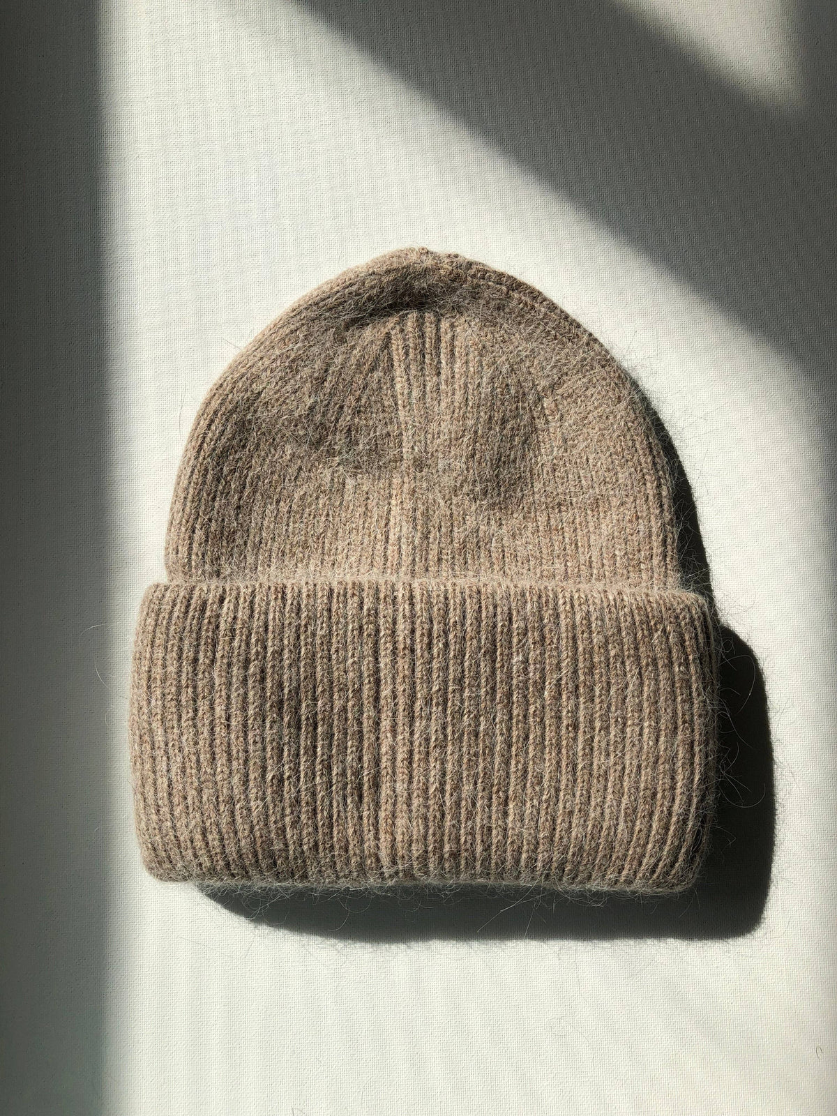 ROYAL ANGORA BEANIE - neutral