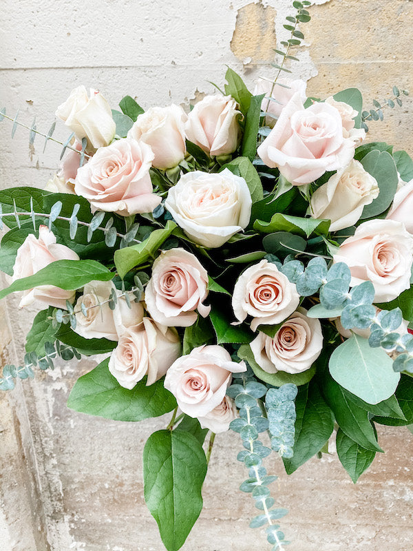 Living Fresh Flower and Plant Studio - Luxury Rose Bouquet