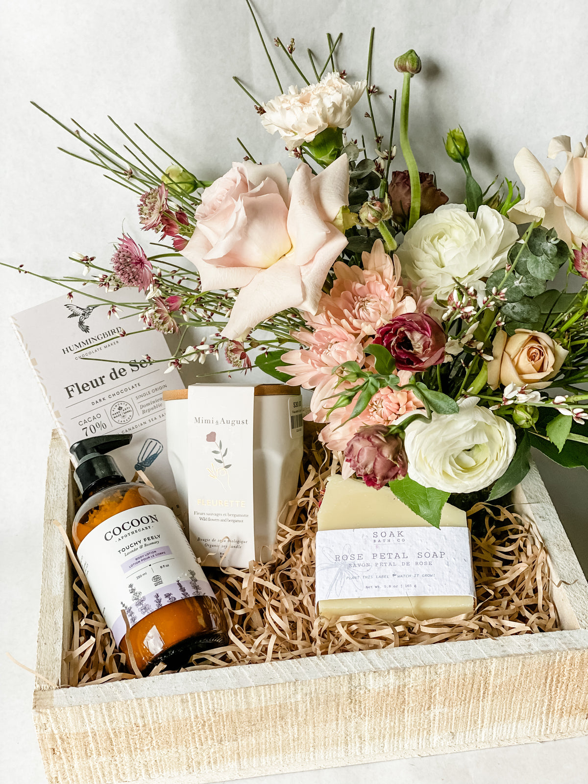 Harmony Gift Box - Curation of Lovely Products with Fresh Flowers