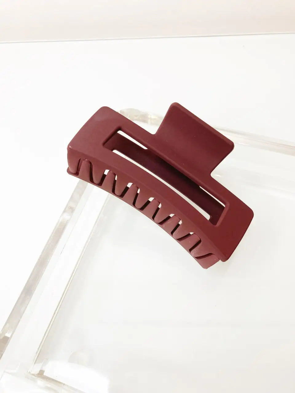 Matte Claw Hair Clip - Wine