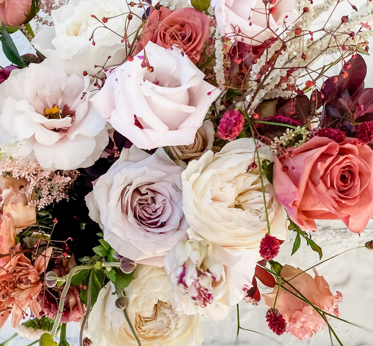 Living Fresh Valentine&#39;s Day Vase Arrangement - Soft and Sweet